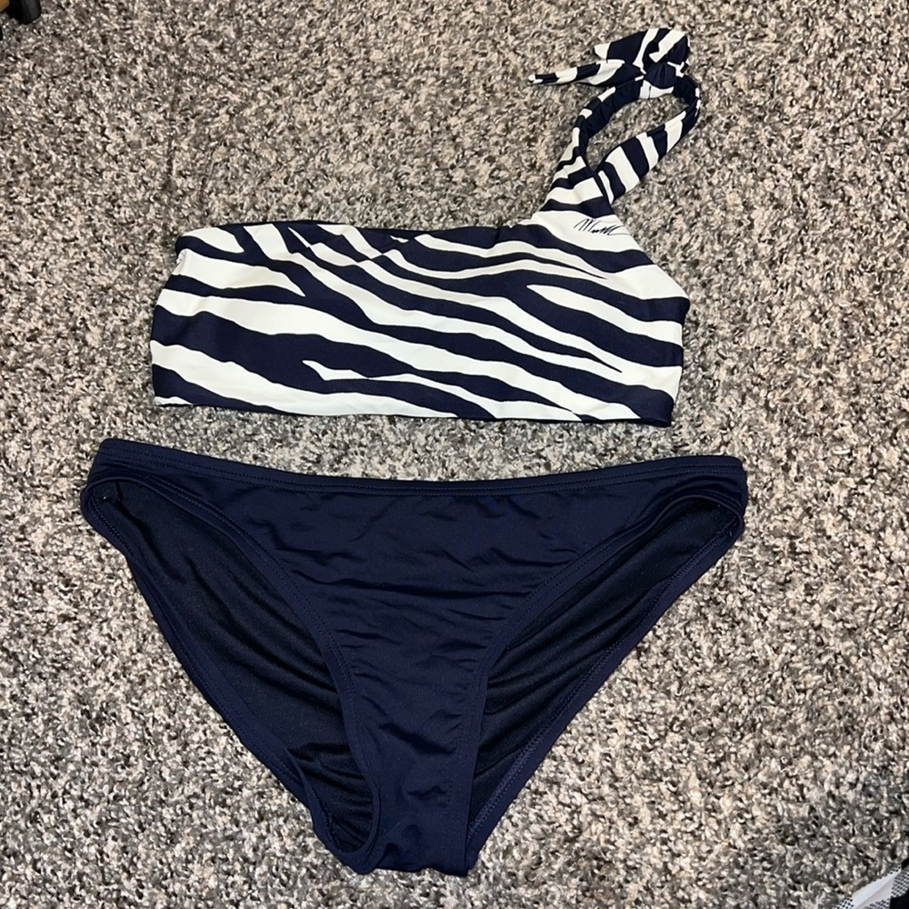 Stunning Michael Kors Swim